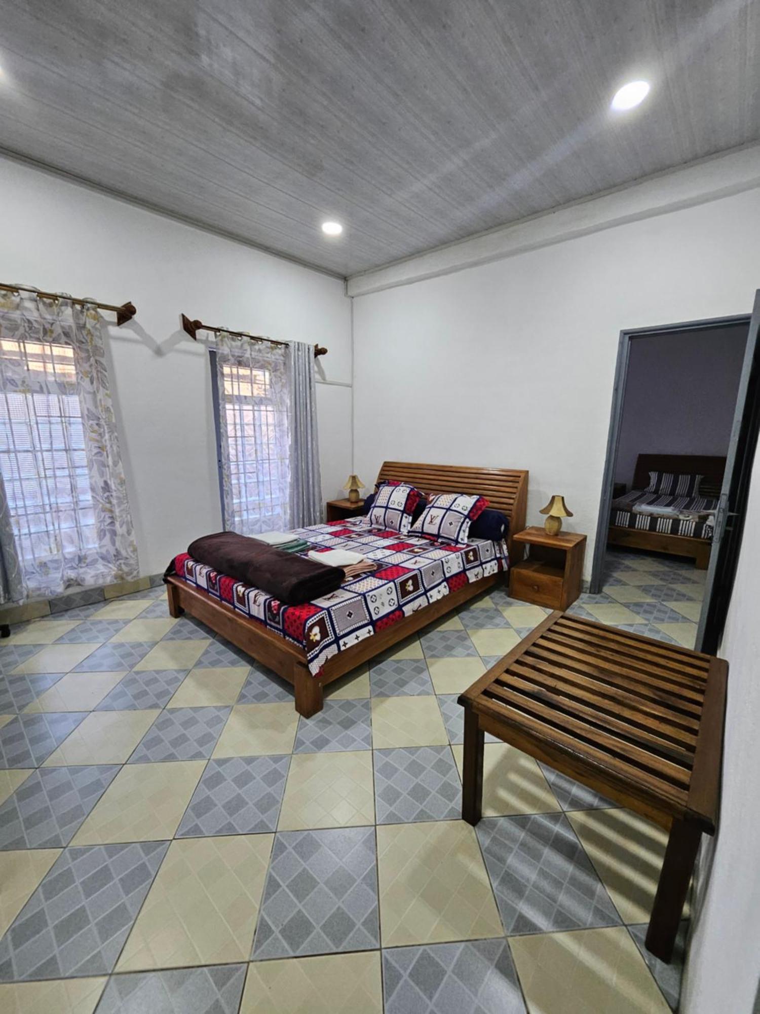 Chez Joel Bed & Breakfast Antsirabe Dış mekan fotoğraf